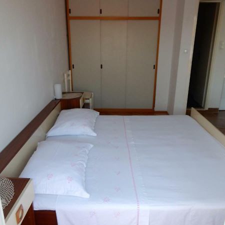 Apartments Indira Lovište Екстериор снимка